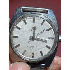 所有手表當(dāng)配件賣(mài)：7871