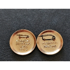 這是一個東海，一個南海，一個文，一個武，品相還好，太難得了