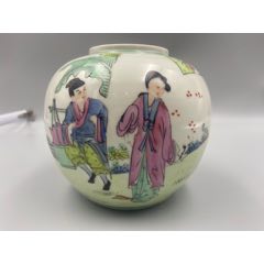 歐洲回流，晚清民國細路粉彩人物故事罐子。。畫工精細，絕對算是同類題材中的佼