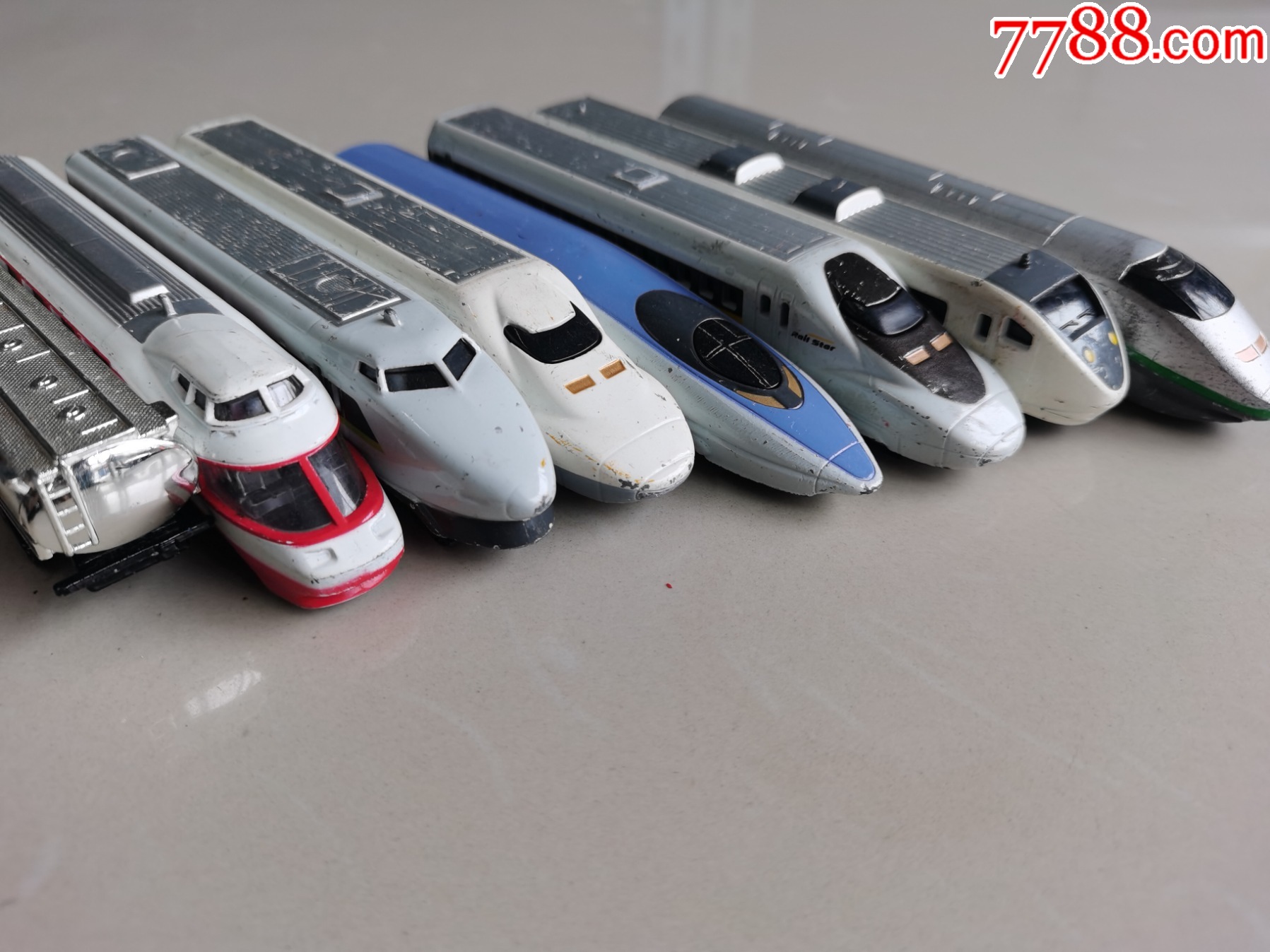 純鐵皮玩具車兒童玩具懷舊鐵皮火車高鐵80-90懷舊_價格54元_第1張_