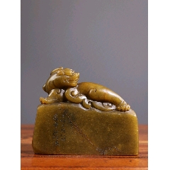 珍藏田黄石薄意闲章【松山观景圖】田黄原石原色（硬）料纯手工雕刻