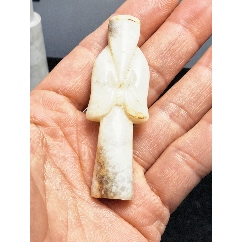 原味美品純天然和田玉雕玉人一件