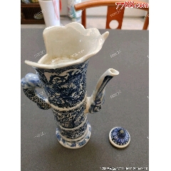 清中晚期青花缠枝莲纹赏瓶__【7788收藏】