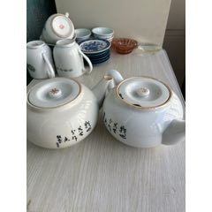 民国瓷壶，品相如图（盖口有点磕口）品相如图！__【7788澄泥砚】