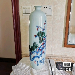 朱正榮粉彩瓶