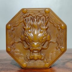 珍品旧藏．篆刻家耐青刻。精品寿山石田黄级田黄石印__【7788旧书网】