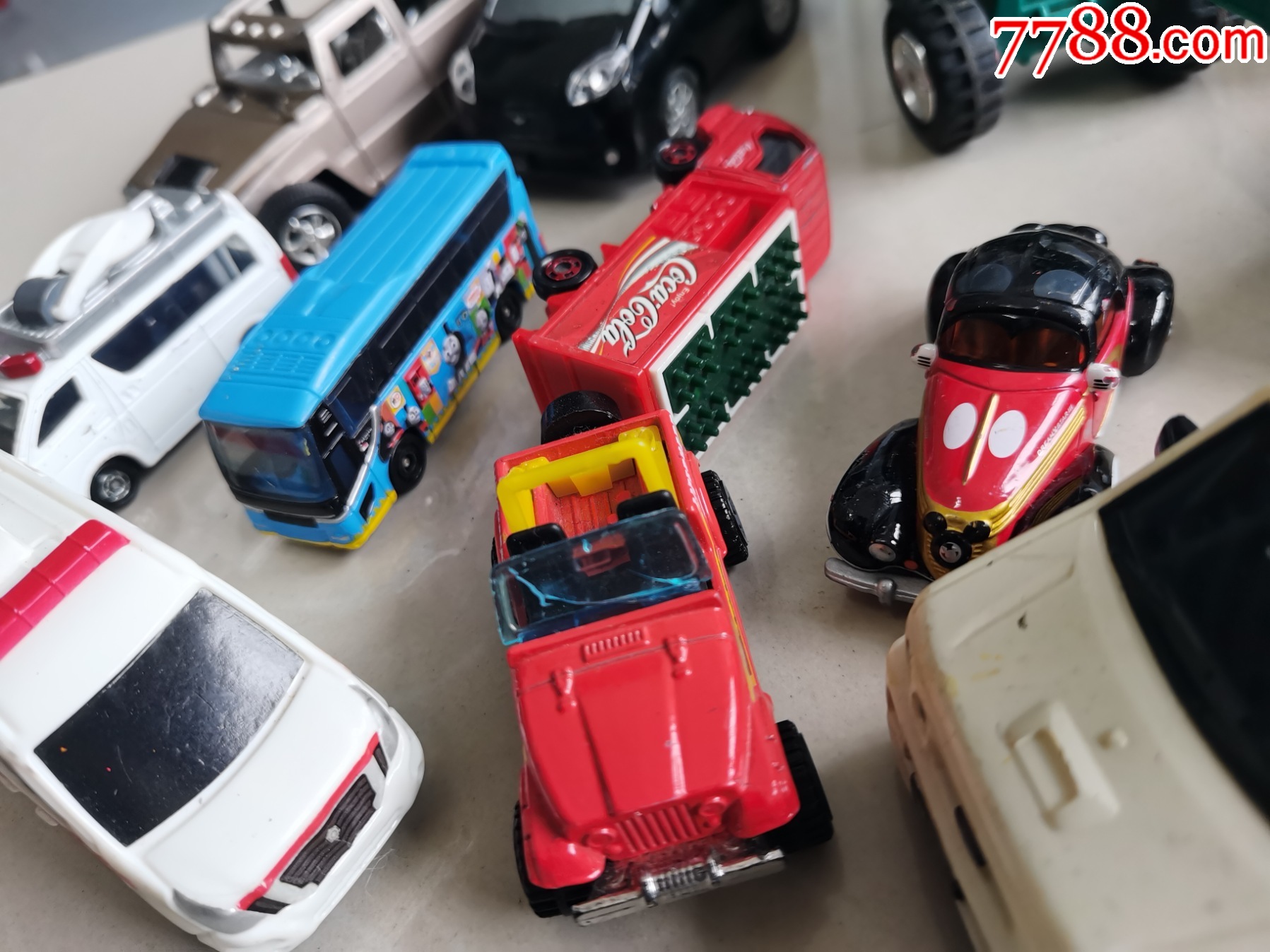 鐵皮塑料玩具車兒童玩具飛機可口可樂車懷舊土方車罐車挖掘機消防車動畫80-90懷舊_價格27元_第3張_