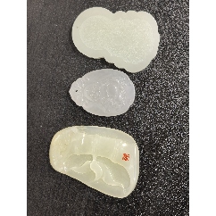 玉掛件。