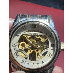 所有手表當(dāng)配件賣(mài)：7872