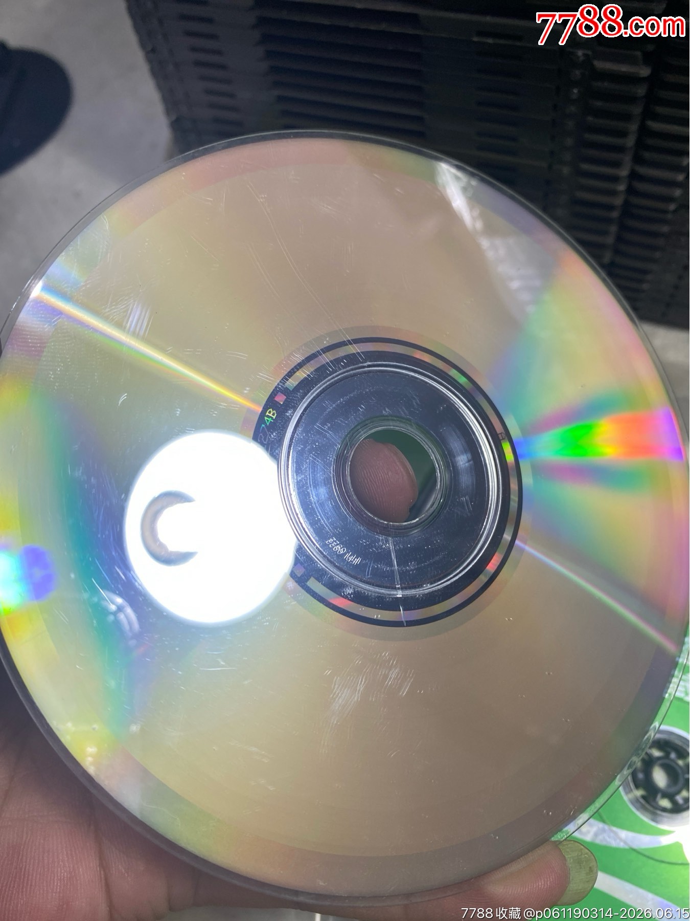 時(shí)光倒流30年。2Cd。85新。一張內(nèi)圈有裂_價(jià)格30元_第9張_
