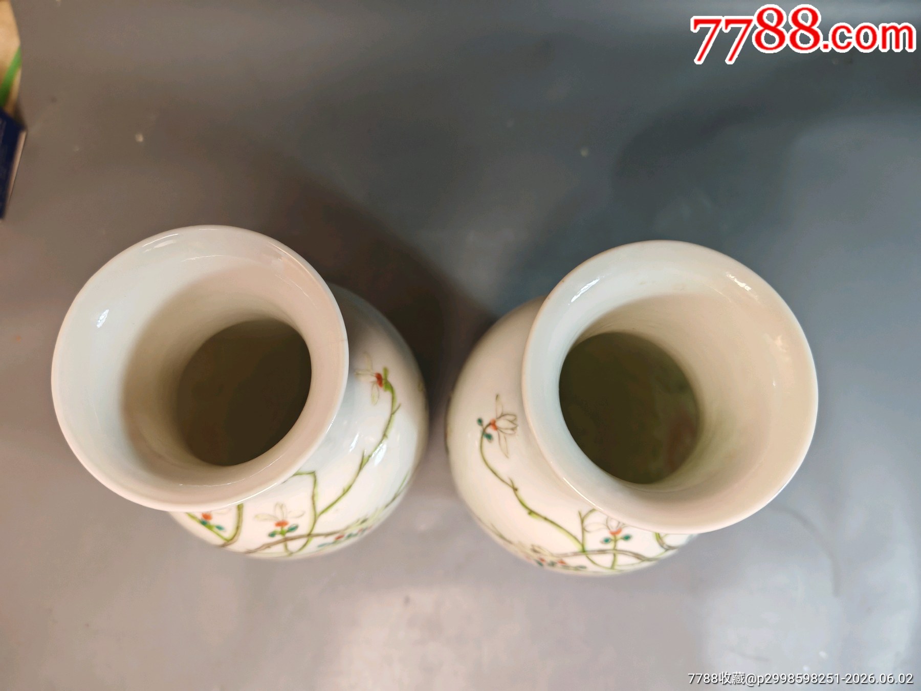 民國粉彩花鳥紋賞瓶一對_價格1401元_第3張_