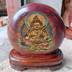 精美鸡血石摆件