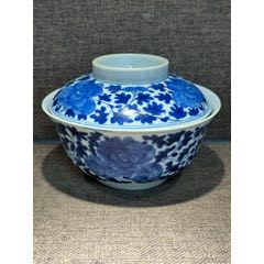 清道光青花纏枝蓮紋牡丹花卉蓋碗