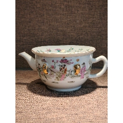 清同治粉彩童子獻(xiàn)寶僧帽壺