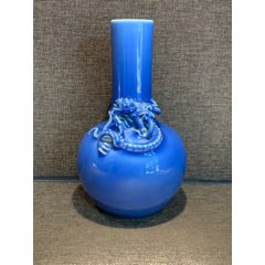 民國收藏級！天藍釉堆塑螭龍紋天球瓶