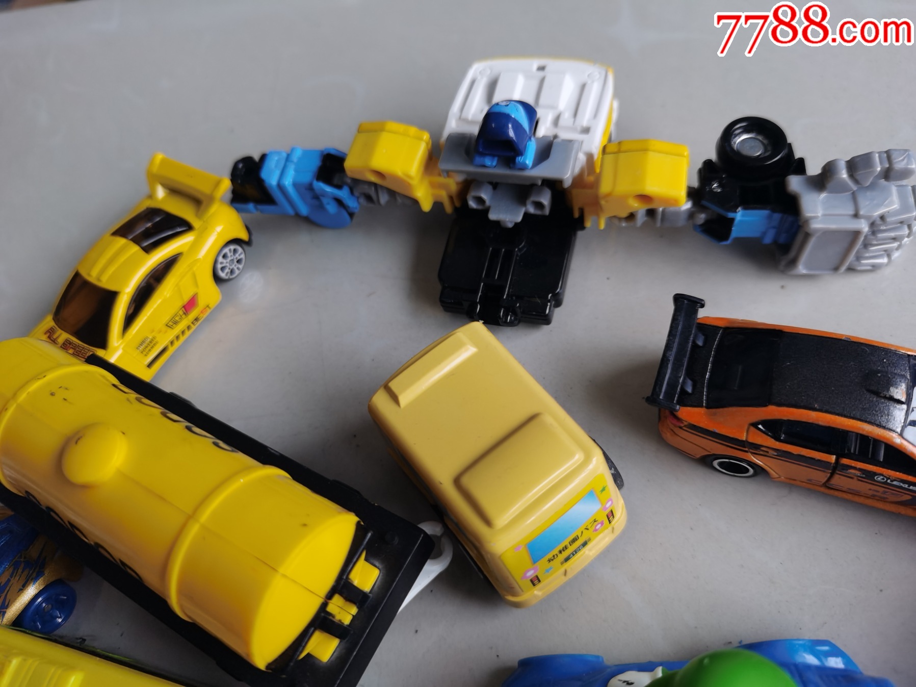 鐵皮塑料玩具車兒童玩具飛機懷舊土方車罐車挖掘機消防車動畫80-90懷舊_價格27元_第7張_